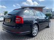 Skoda Octavia Combi - 2.0 TFSI RS 200PK 17'LMV/XENON/NAVI/NED AUTO NAP ZR MOOI - 1 - Thumbnail