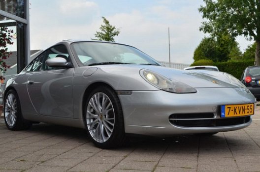 Porsche 911 - 3.4 Coupé Carrera 4 996 / 168.209 KM / Tiptronic / 1999 - 1