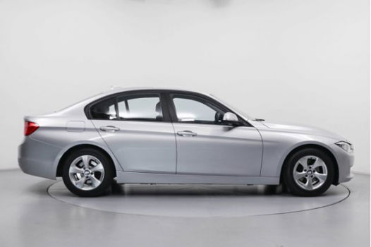 BMW 3-serie - 320d Executive 1e Eigenaar Dealer Onderhouden NL-Auto Automaat Xenon LED ECC LMV PDC - 1