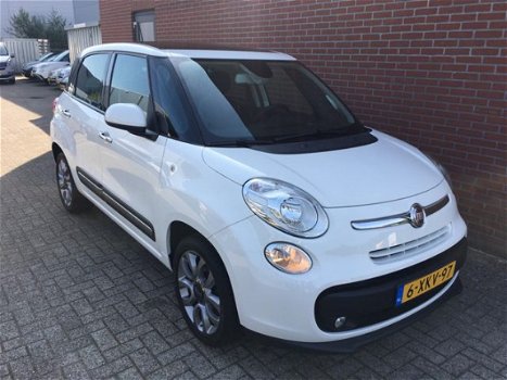 Fiat 500 L - 1.4-T-Jet 120pk Lounge Leder, Navi, Panoramadak, 17