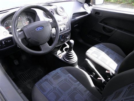 Ford Fiesta - 1.3-8V Style - 1