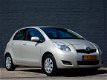 Toyota Yaris - 1.3 VVTi Aspiration AIRCO PARROT - 1 - Thumbnail