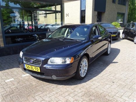 Volvo S60 - 2.4D DRIVERS EDITION - 1