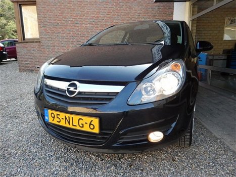 Opel Corsa - 1.2-16V '111' Edition - 1