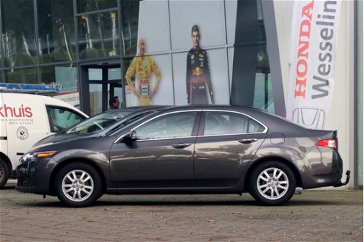 Honda Accord - Sedan 2.0i Elegance - All in rijklaarprijs | Trekhaak | Cruise-control - 1