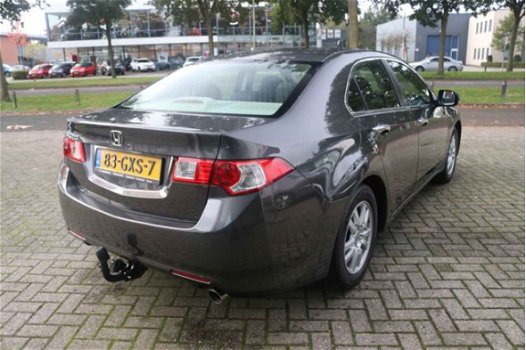 Honda Accord - Sedan 2.0i Elegance - All in rijklaarprijs | Trekhaak | Cruise-control - 1