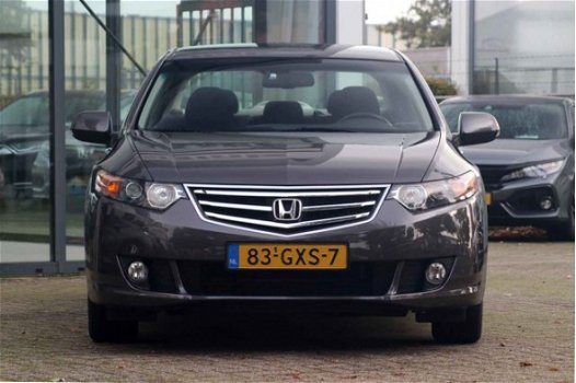 Honda Accord - Sedan 2.0i Elegance - All in rijklaarprijs | Trekhaak | Cruise-control - 1