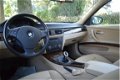 BMW 3-serie - 320i org NL/184dkm/leer//cruise/MFS - 1 - Thumbnail