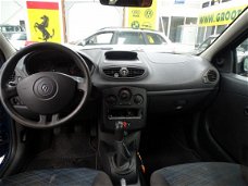 Renault Clio - 1.2-16V Special Line Stuurbekrachtiging