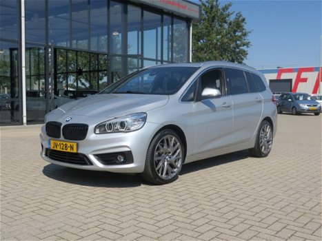 BMW 2-serie Gran Tourer - 216d Panoramdak / head up display - 1