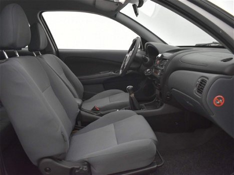 Nissan Almera - 1.5 airco / trekhaak / metallic-lak - 1