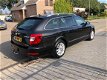 Skoda Superb Combi - 1.6 TDI Champs Elysees /XENON/NAVI/PDC/STOELVERW/ - 1 - Thumbnail