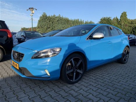 Volvo V40 - 2.0 D4 R-Design 140 KW *VOLLEDER+NAVI+LED+CRUISE+MEMORY+PDC - 1