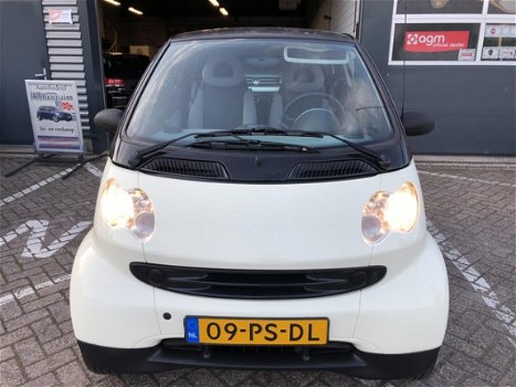 Smart Fortwo coupé - 0.7 pure Nieuwe apk 15-08-2020 104 dzkm nap panoramadak dealeronderhou d cd-spe - 1