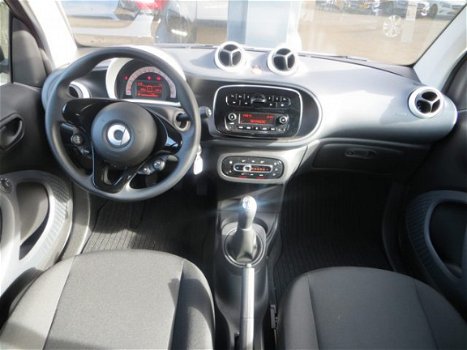 Smart Fortwo - | Cool & Audio 1.0 Pure Cool & Audio - 1