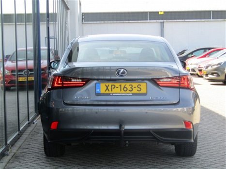 Lexus IS - 300h Business Line NAVI XENON - 1