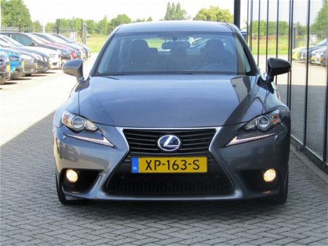 Lexus IS - 300h Business Line NAVI XENON - 1