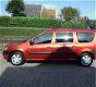 Dacia Logan MCV - 1.6-16V Lauréate nieuwe distributesnaar Airco rijklaar - 1 - Thumbnail