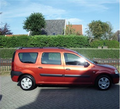 Dacia Logan MCV - 1.6-16V Lauréate nieuwe distributesnaar Airco rijklaar - 1