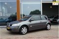 Renault Mégane - 2.0-16V Expression Luxe 135-Pk - 1 - Thumbnail