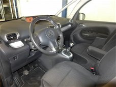 Citroën C3 Picasso - 1.6 VTi 120pk Exclusive, climat control, trekhaak, hoge zit