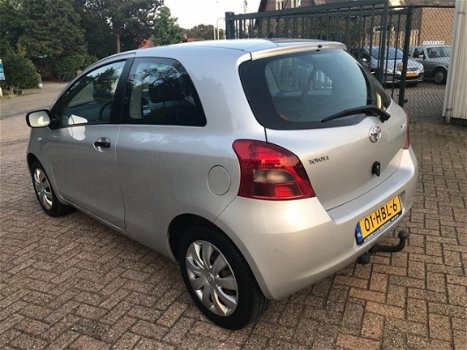 Toyota Yaris - 1.3 VVTi Terra /NAP/Airco/Nwe.Apk - 1