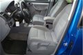 Volkswagen Touran - 2.0 TDI Trendline - 1 - Thumbnail