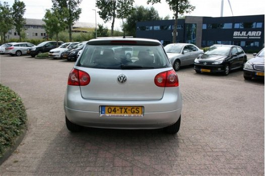 Volkswagen Golf - 1.6 FSI Trendline Business - 1