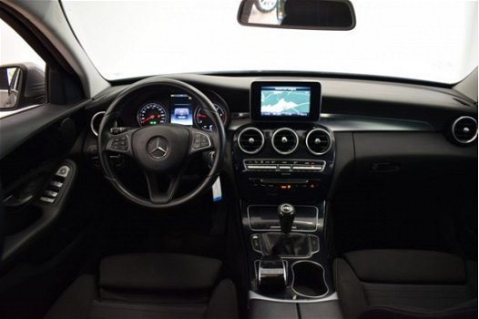 Mercedes-Benz C-klasse Estate - CDI Led/Navigatie/Sportstoelen/Cruise/Nette staat/Parkeer hulp 116PK - 1