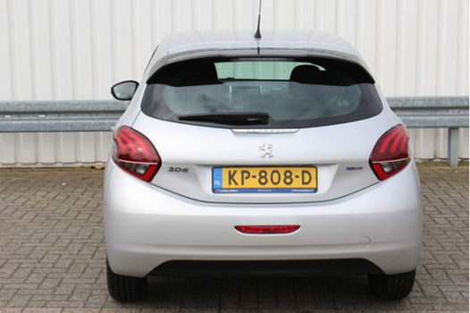 Peugeot 208 - 1.2 Puretech 82pk 5D Active NAVI - 1