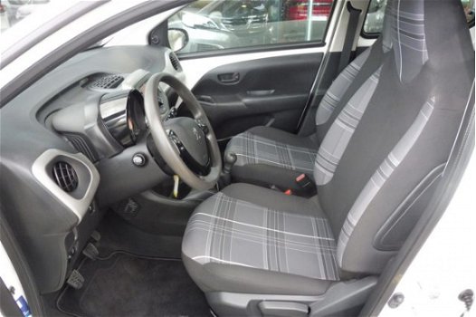 Peugeot 108 - 1.0 e-VTi Active Airco, Elek. ramen, Bluetooth / USB / AUX - 1