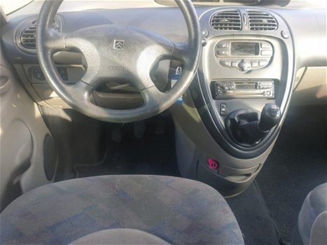 Citroën Xsara Picasso - 1.8i-16V INRUIL MOGELIJK - 1