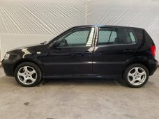 Volkswagen Polo - 1.4-16V Comfortline 5 Deurs l Zeer sportief l APK l Nap