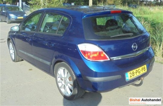 Opel Astra - 1.8 Sport - 1