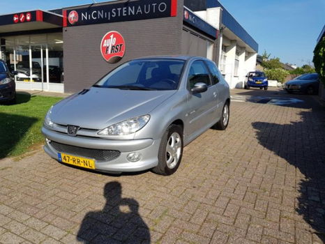 Peugeot 206 - 1.6 16V, AIRCO, NIEUWE DISTRIBUTIERIEM - 1