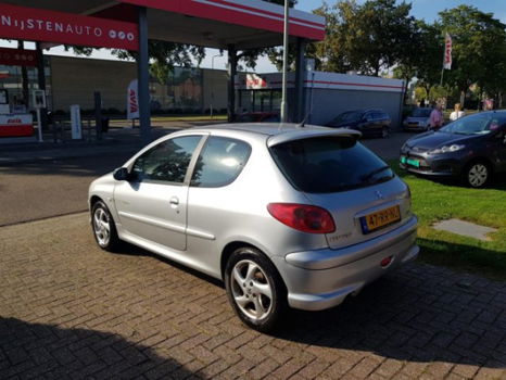 Peugeot 206 - 1.6 16V, AIRCO, NIEUWE DISTRIBUTIERIEM - 1