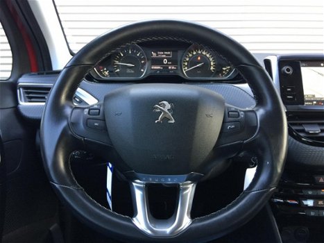 Peugeot 208 - 1.6 BlueHDI 100pk 5D Allure NAVI PARKEERSENSOREN - 1