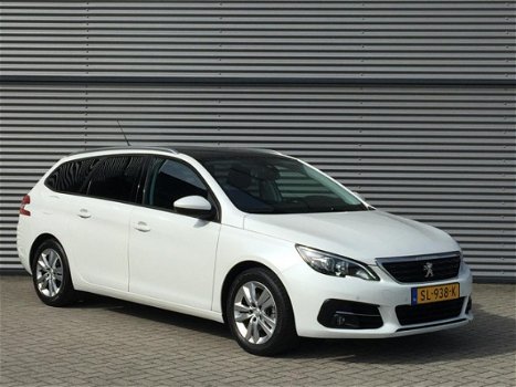 Peugeot 308 - 1.2 PureTech Allure PANORAMADAK NAVI - 1