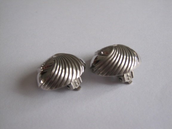 Zilveren oorbellen knoopmodel 2.2 cm - Afbeelding 3
