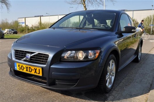 Volvo C30 - 2.0i 16v 145pk KINETIC/CLIMA AIRCONDITIONING/LM-VELGEN/2e EIGENAAR/131.793km NAP/nieuweA - 1