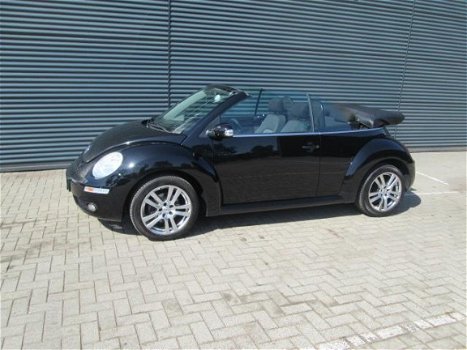 Volkswagen New Beetle Cabriolet - 1.8-20V T Highline nwe type 111210 km nap originele Nederlandse au - 1