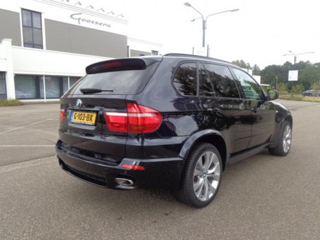 BMW X5 - 3.0d M-Pakket, Dealer onderhouden, Pano, Standkachel, Vol - 1