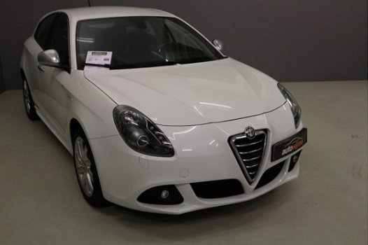 Alfa Romeo Giulietta - 1.4 Turbo 120pk Sportpack Xenon, Stoelverwarming - 1