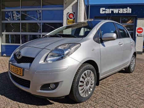 Toyota Yaris - 1.3 16V 5-Drs NL-Auto Automaat *Geen Afl.kosten - 1