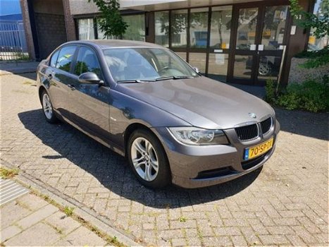 BMW 3-serie - 318i High Executive - 1