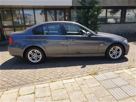 BMW 3-serie - 318i High Executive - 1