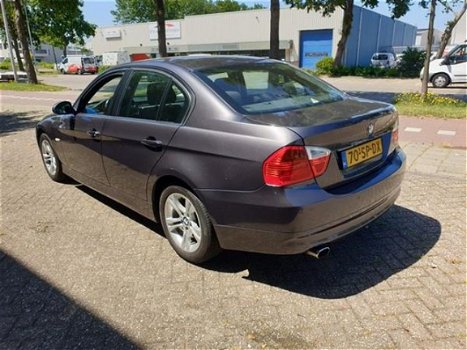 BMW 3-serie - 318i High Executive - 1