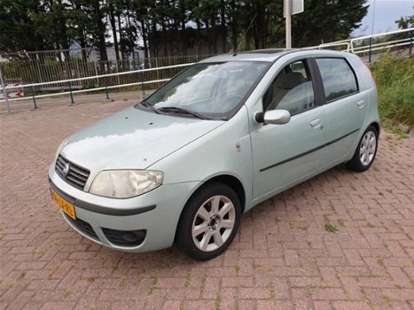 Fiat Punto - 1.4-16V Emotion Airco 5drs Radio.cd speler facelift - 1