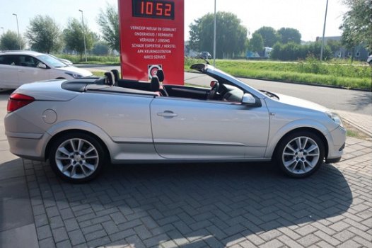 Opel Astra TwinTop - 1.6 Enjoy Cruise / Airco / Radio - 1