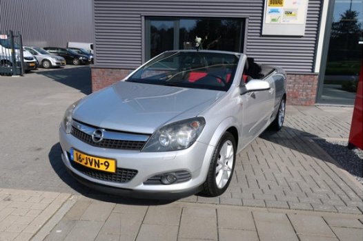 Opel Astra TwinTop - 1.6 Enjoy Cruise / Airco / Radio - 1